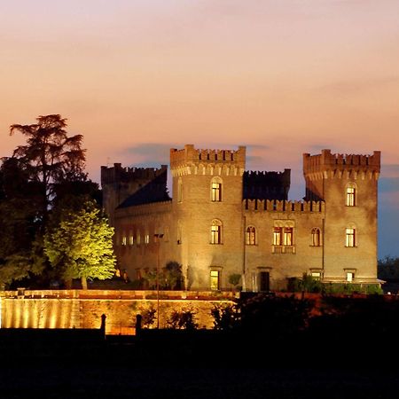 Relais Castello Bevilacqua Kültér fotó