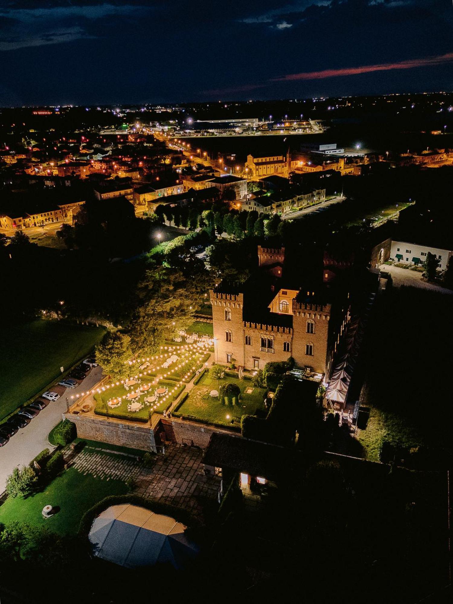 Relais Castello Bevilacqua Kültér fotó